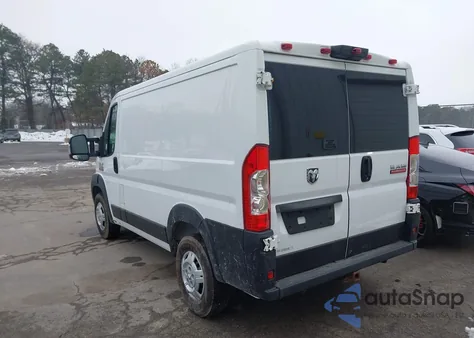 2019 Ram Promaster 1500 Low Roof 118 Wb z USA, uszkodzony, nr VIN 3C6TRVNGXKE505423